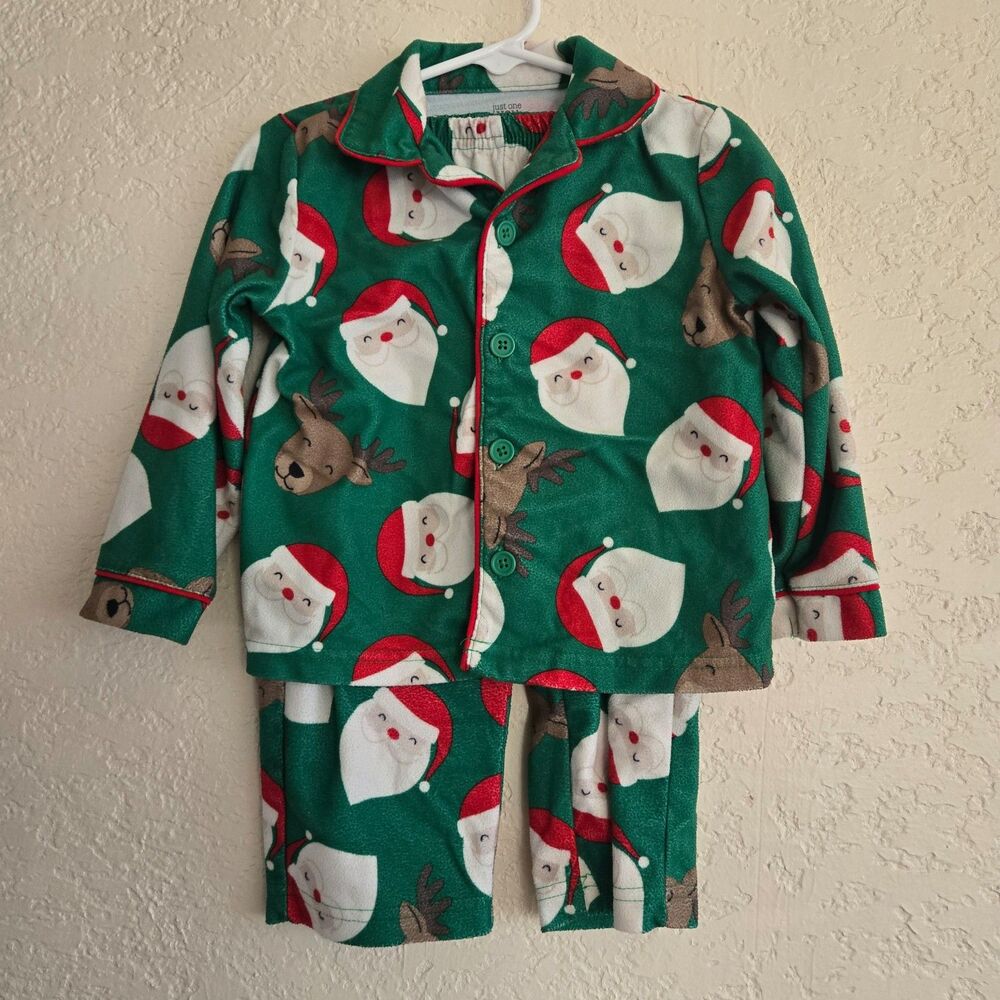 just one you by Carters Christmas Pajama Set with Santa and Reindeer Size 2T